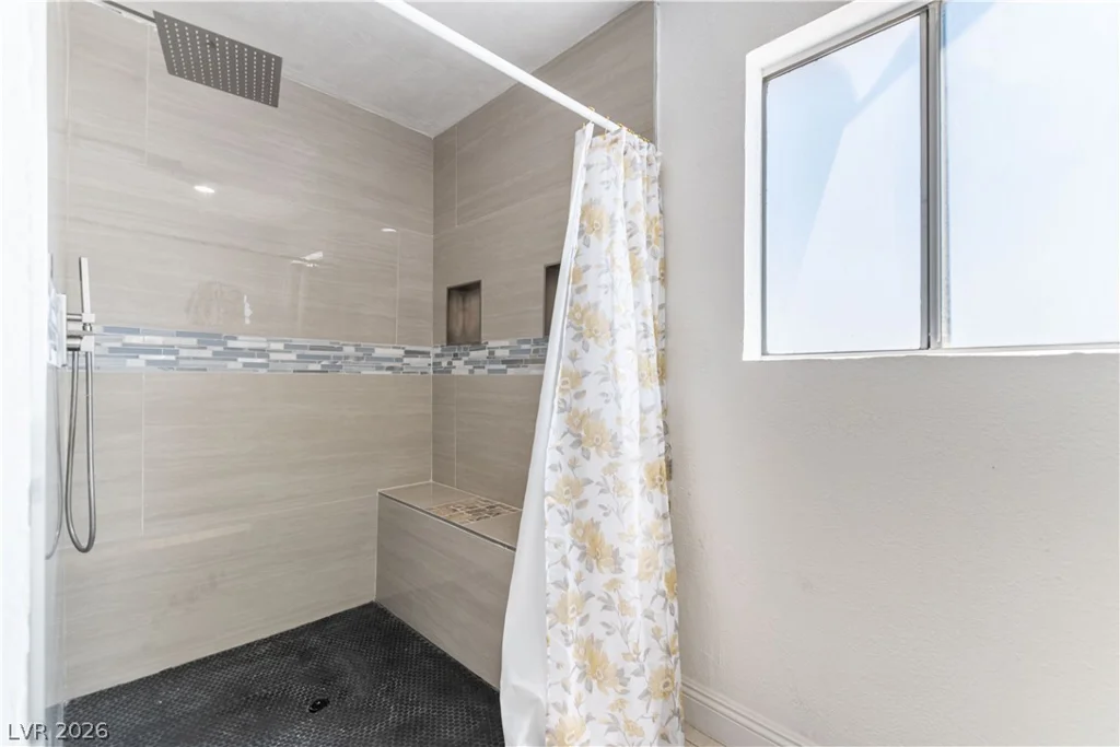 3200 Oakey, Las Vegas, NV 89102