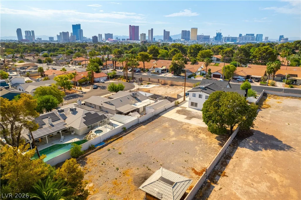 3200 Oakey, Las Vegas, NV 89102