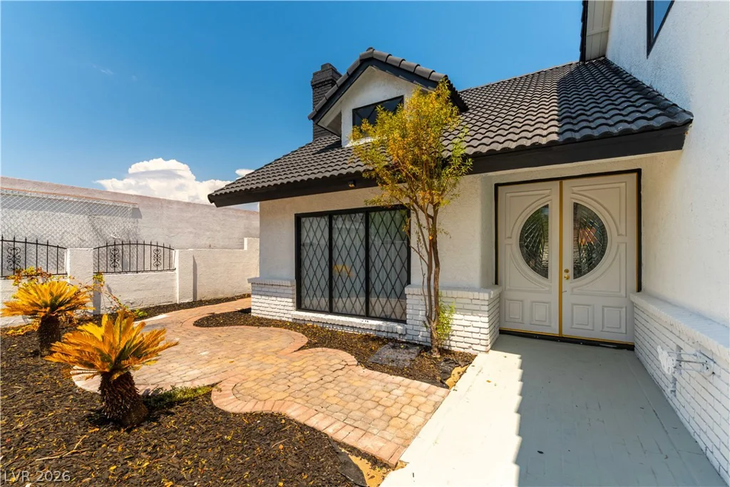 3200 Oakey, Las Vegas, NV 89102