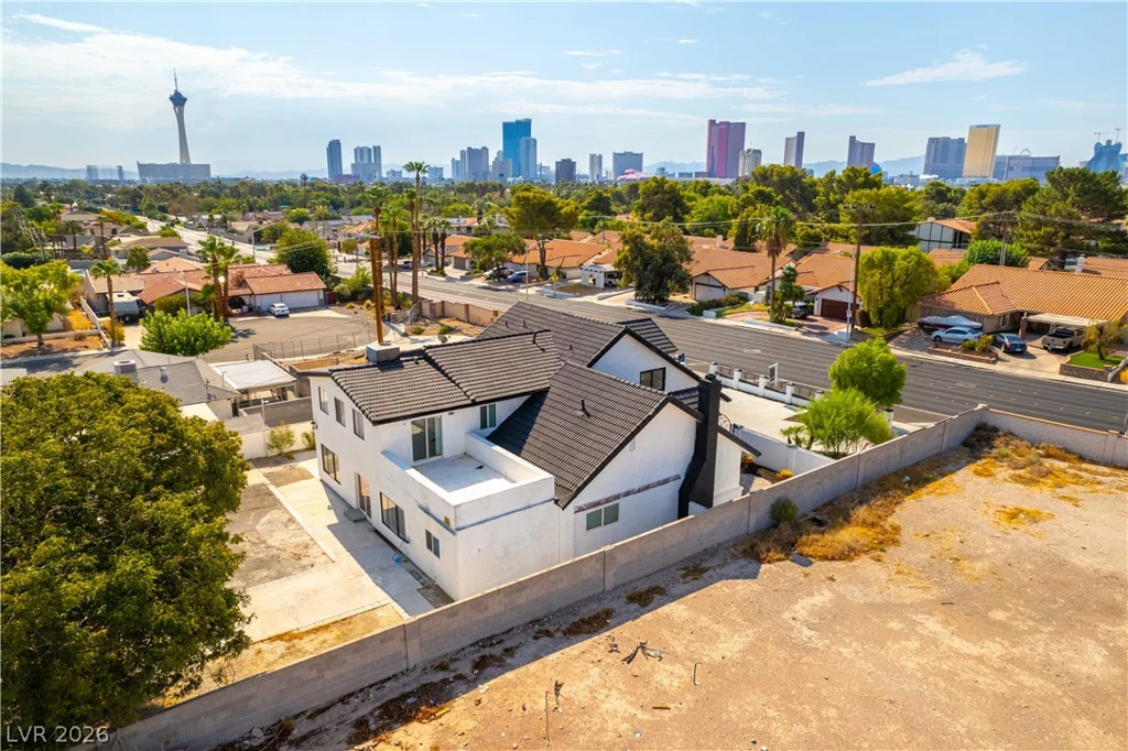 3200 Oakey, Las Vegas, NV 89102