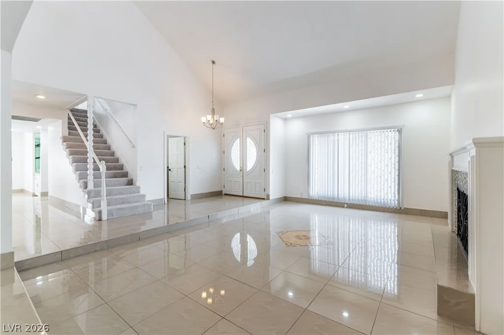 3200 Oakey, Las Vegas, NV 89102