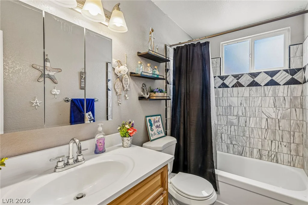 3232 Mountain Vista, Las Vegas, NV 89121