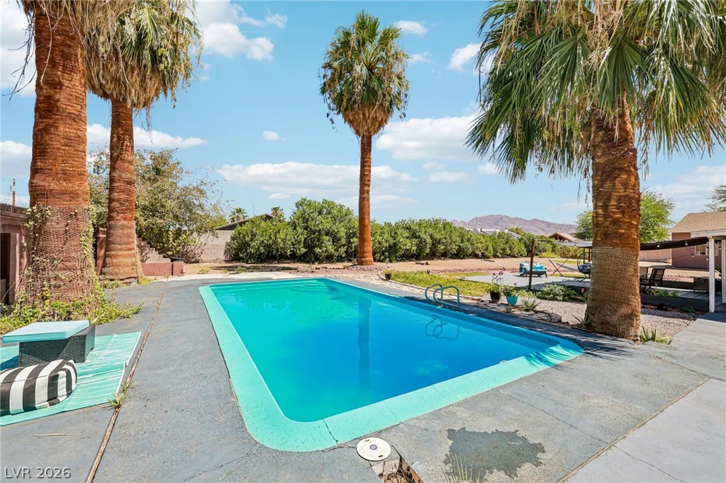 3232 Mountain Vista, Las Vegas, NV 89121