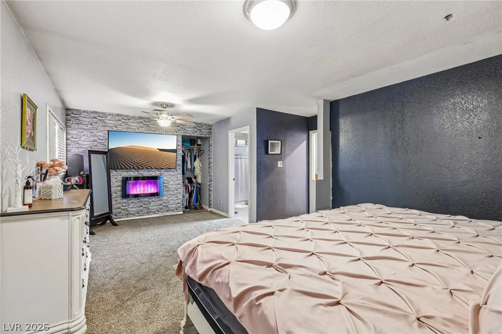 3232 Mountain Vista, Las Vegas, NV 89121