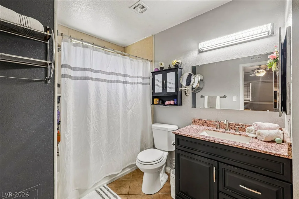 3232 Mountain Vista, Las Vegas, NV 89121