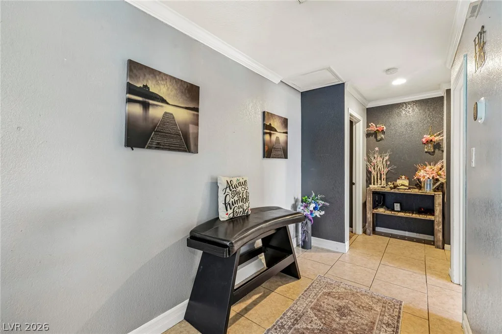 3232 Mountain Vista, Las Vegas, NV 89121