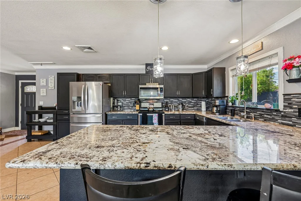 3232 Mountain Vista, Las Vegas, NV 89121