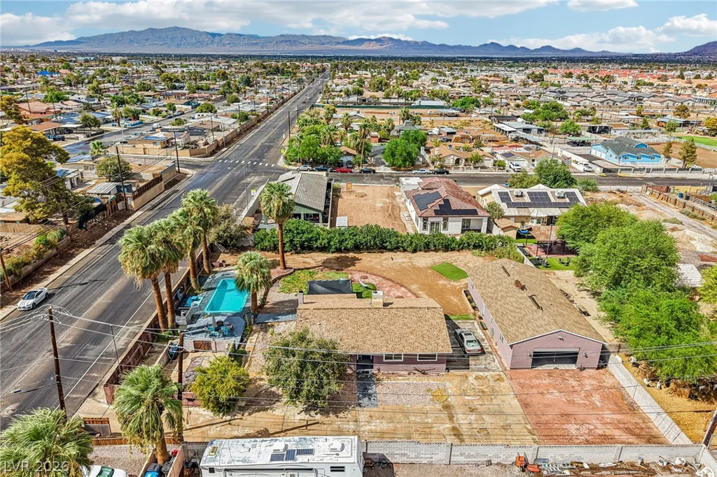3232 Mountain Vista, Las Vegas, NV 89121