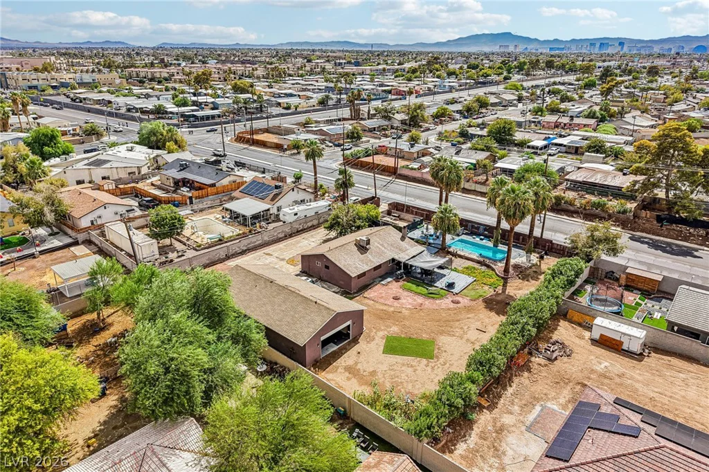3232 Mountain Vista, Las Vegas, NV 89121