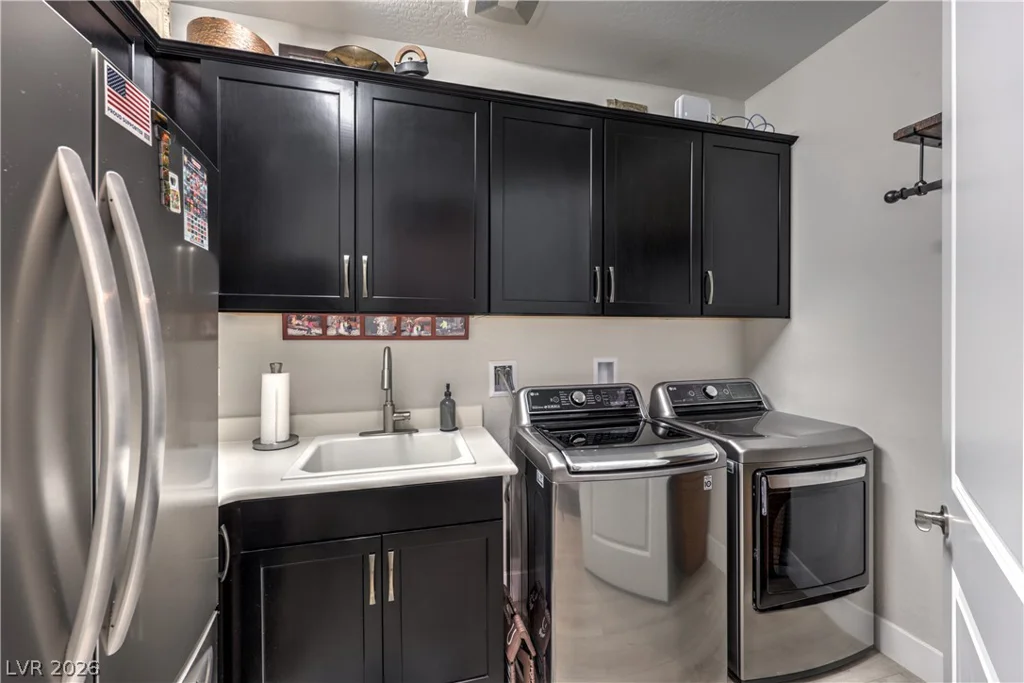 8265 Skye Peak, Las Vegas, NV 89166