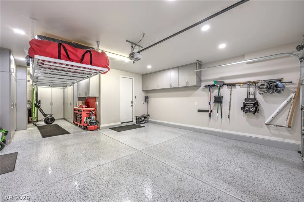 8265 Skye Peak, Las Vegas, NV 89166