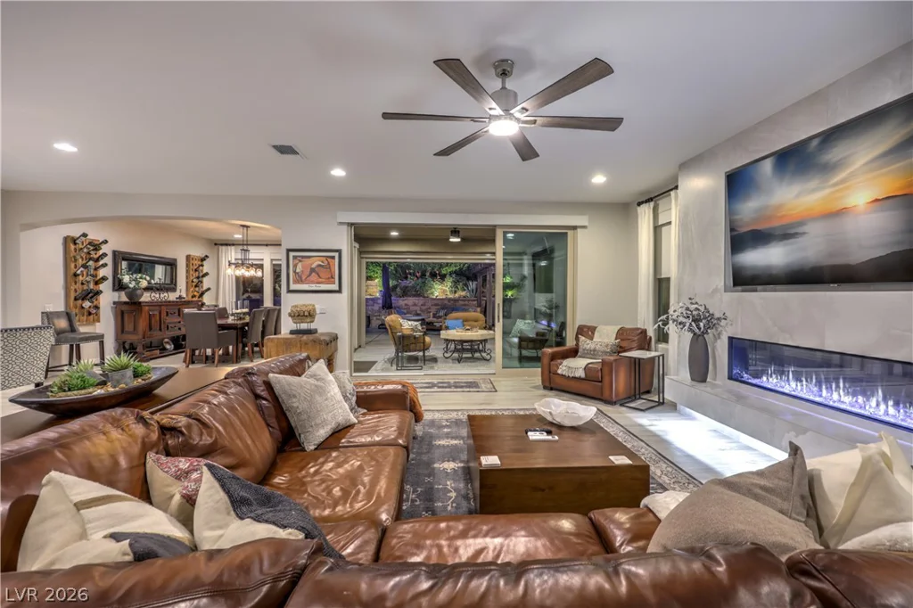 8265 Skye Peak, Las Vegas, NV 89166