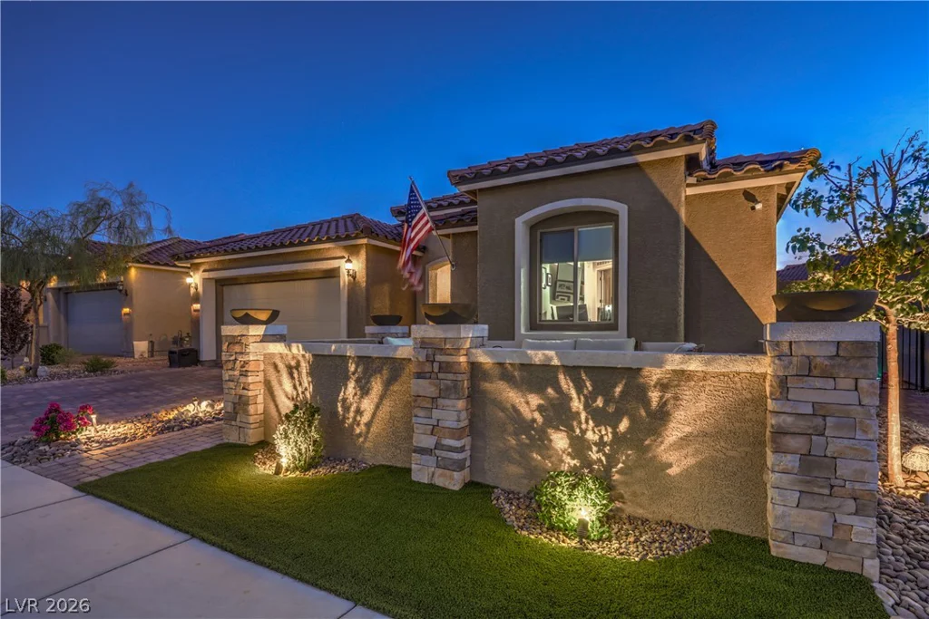 8265 Skye Peak, Las Vegas, NV 89166