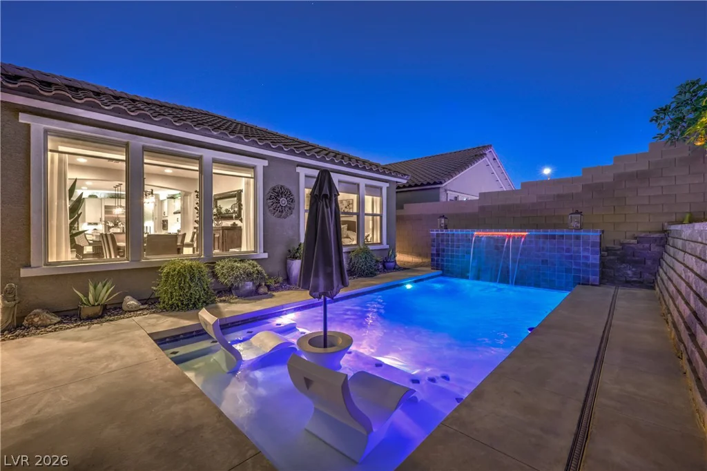 8265 Skye Peak, Las Vegas, NV 89166