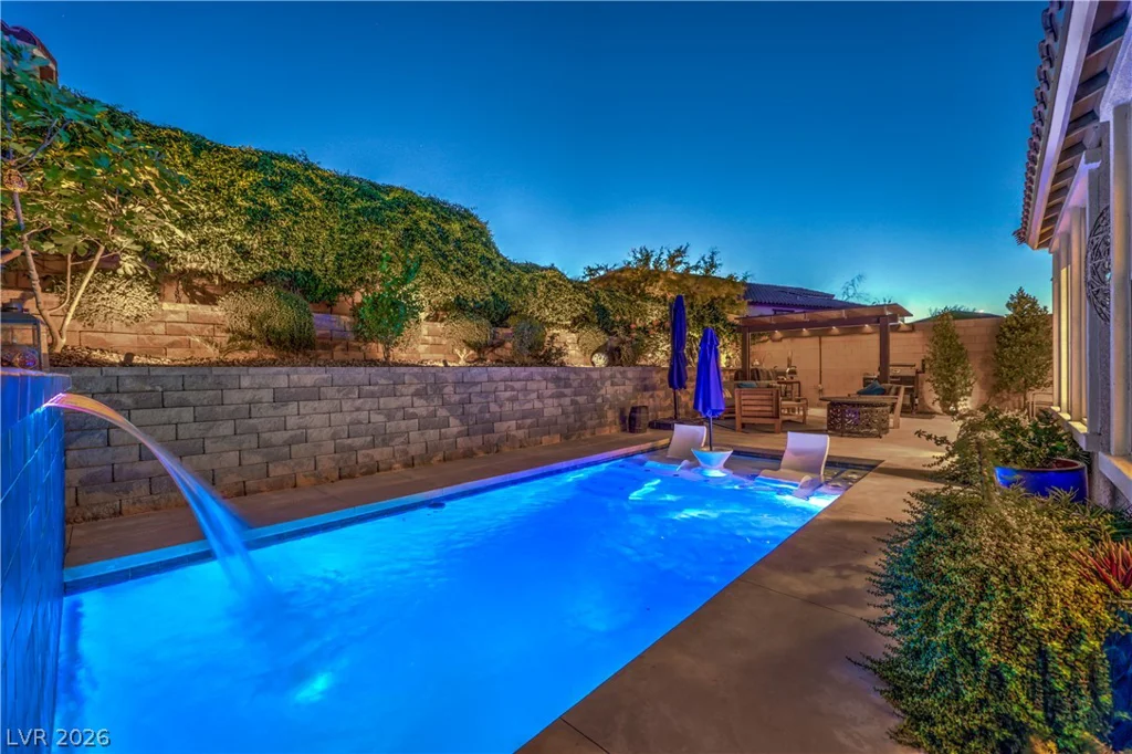 8265 Skye Peak, Las Vegas, NV 89166
