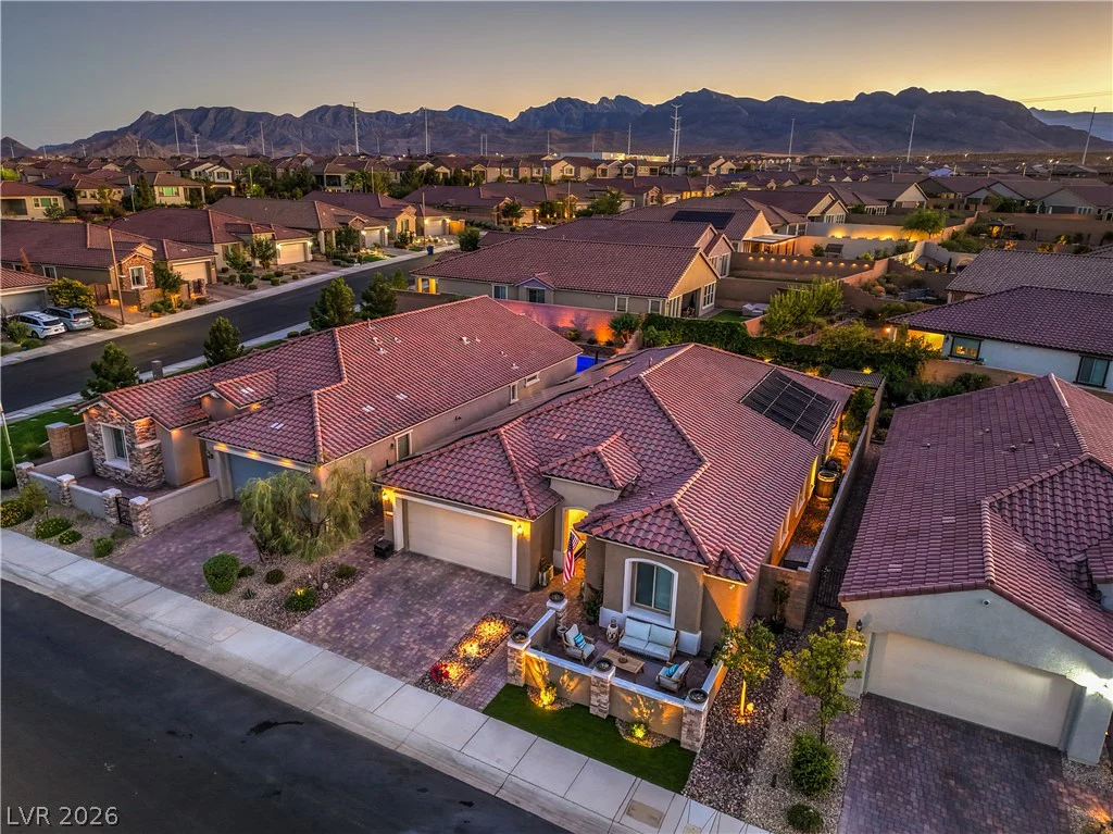 8265 Skye Peak, Las Vegas, NV 89166
