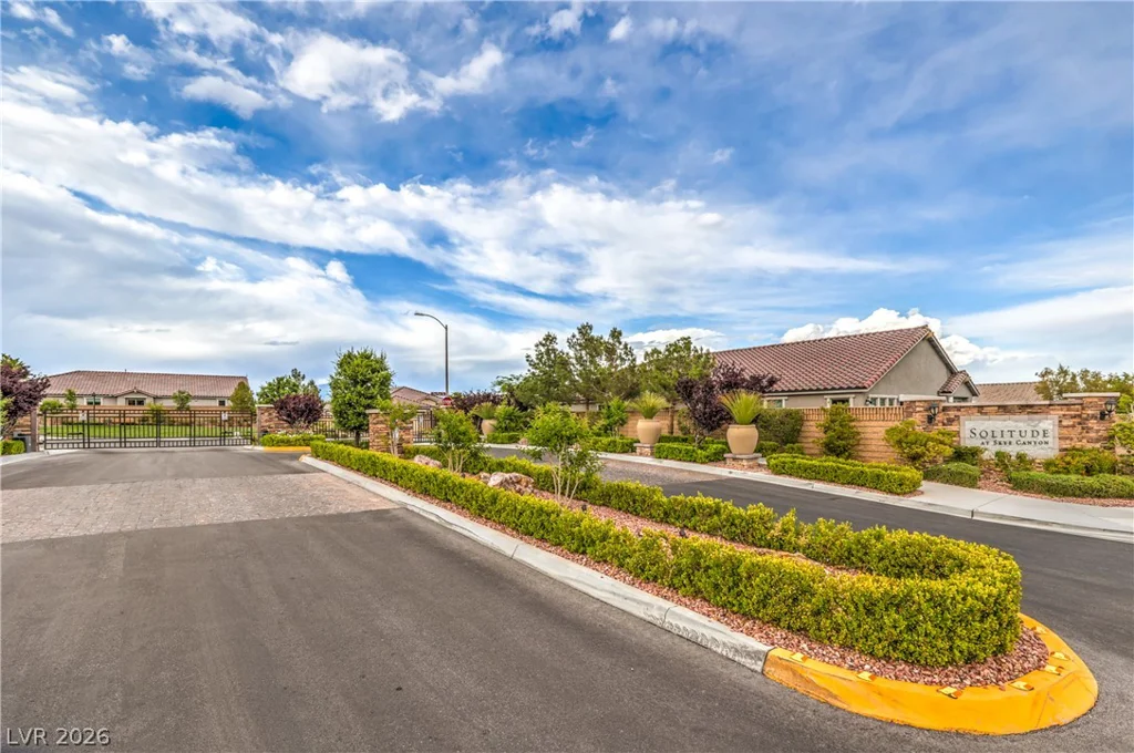 8265 Skye Peak, Las Vegas, NV 89166