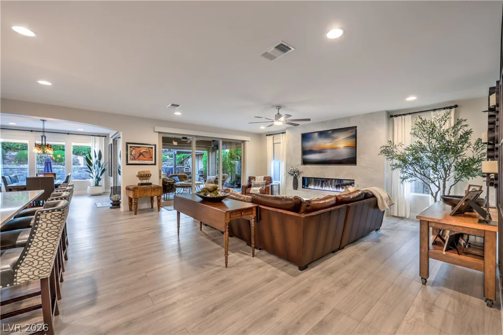 8265 Skye Peak, Las Vegas, NV 89166
