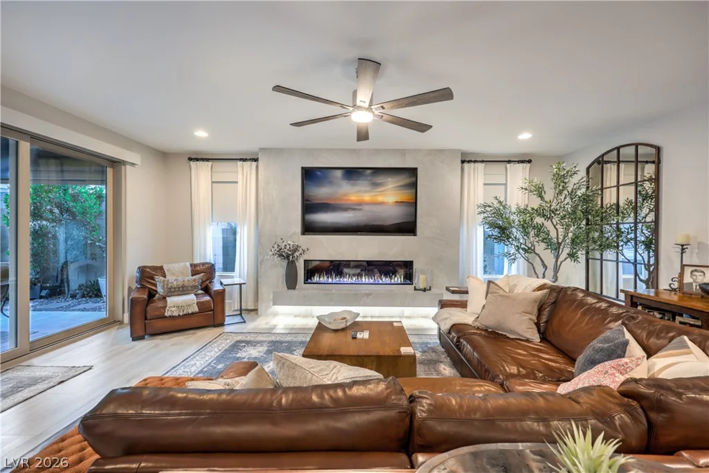 8265 Skye Peak, Las Vegas, NV 89166