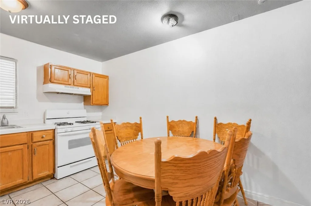 3712 Loyola, North Las Vegas, NV 89030