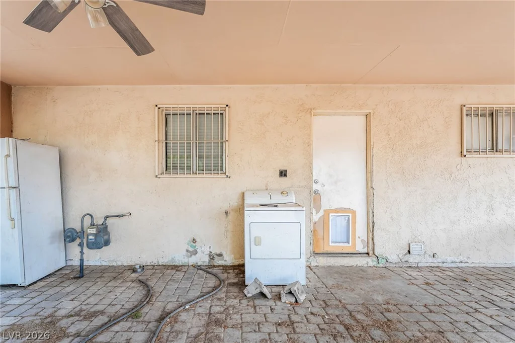 3712 Loyola, North Las Vegas, NV 89030