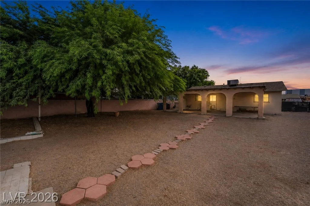 3712 Loyola, North Las Vegas, NV 89030