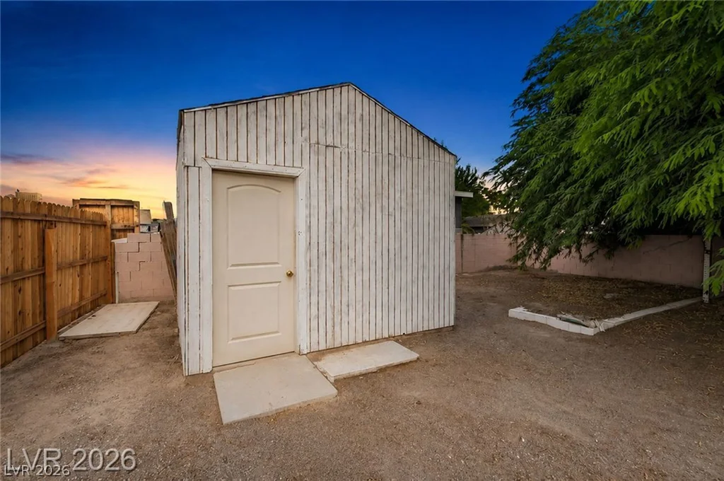 3712 Loyola, North Las Vegas, NV 89030