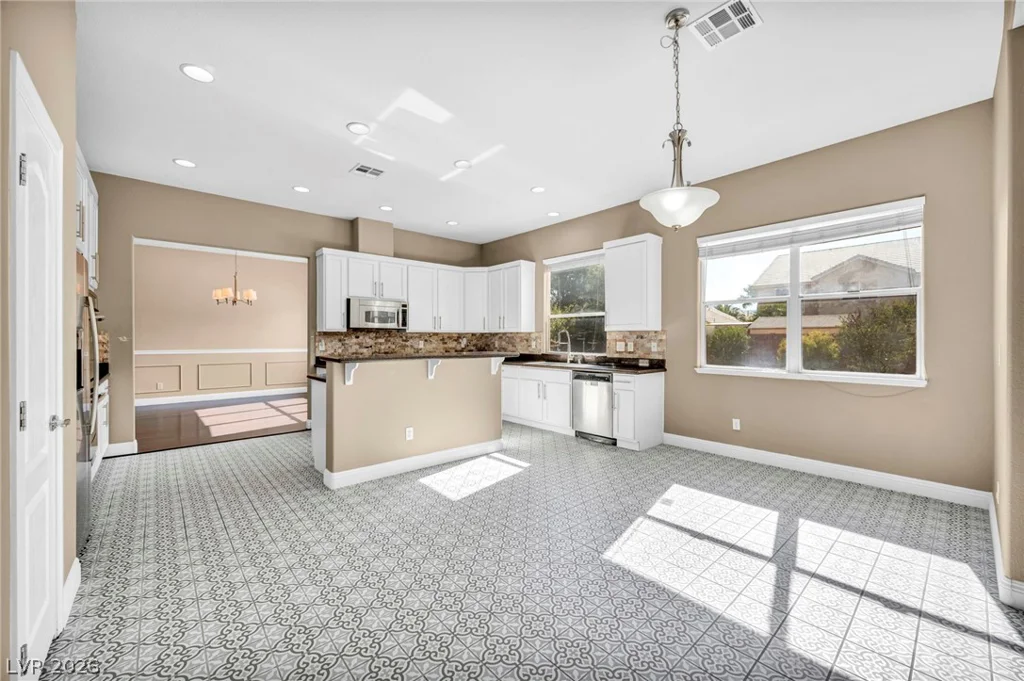 6025 Rabbit Track, Las Vegas, NV 89130