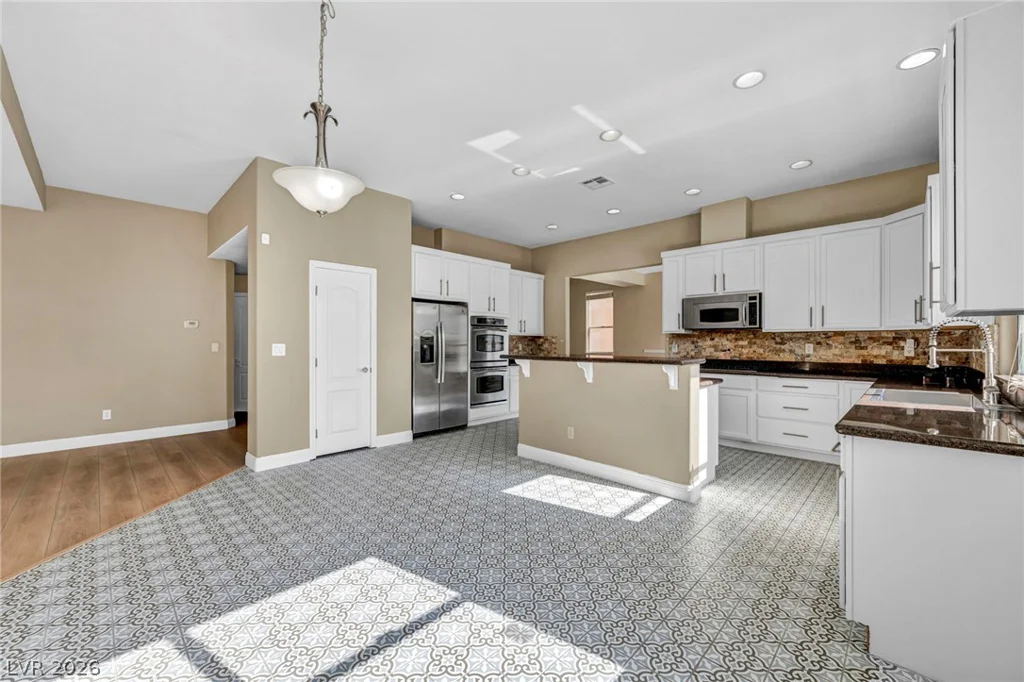 6025 Rabbit Track, Las Vegas, NV 89130