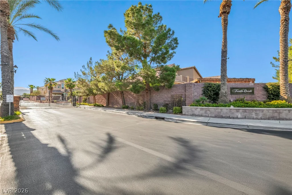 6025 Rabbit Track, Las Vegas, NV 89130