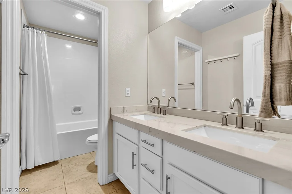 5851 Glory Heights, Las Vegas, NV 89135