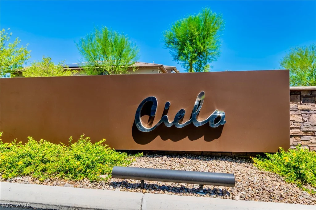 5851 Glory Heights, Las Vegas, NV 89135