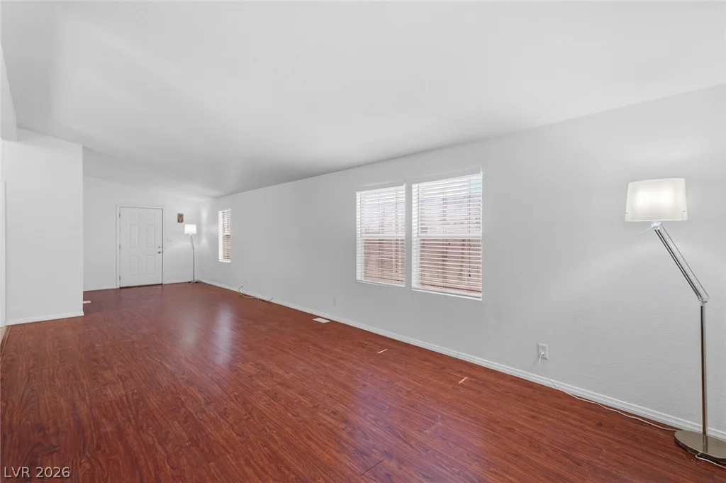 4589 Royal Ridge, Las Vegas, NV 89103
