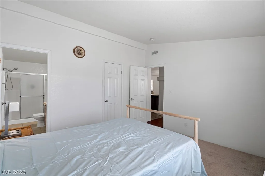 4589 Royal Ridge, Las Vegas, NV 89103