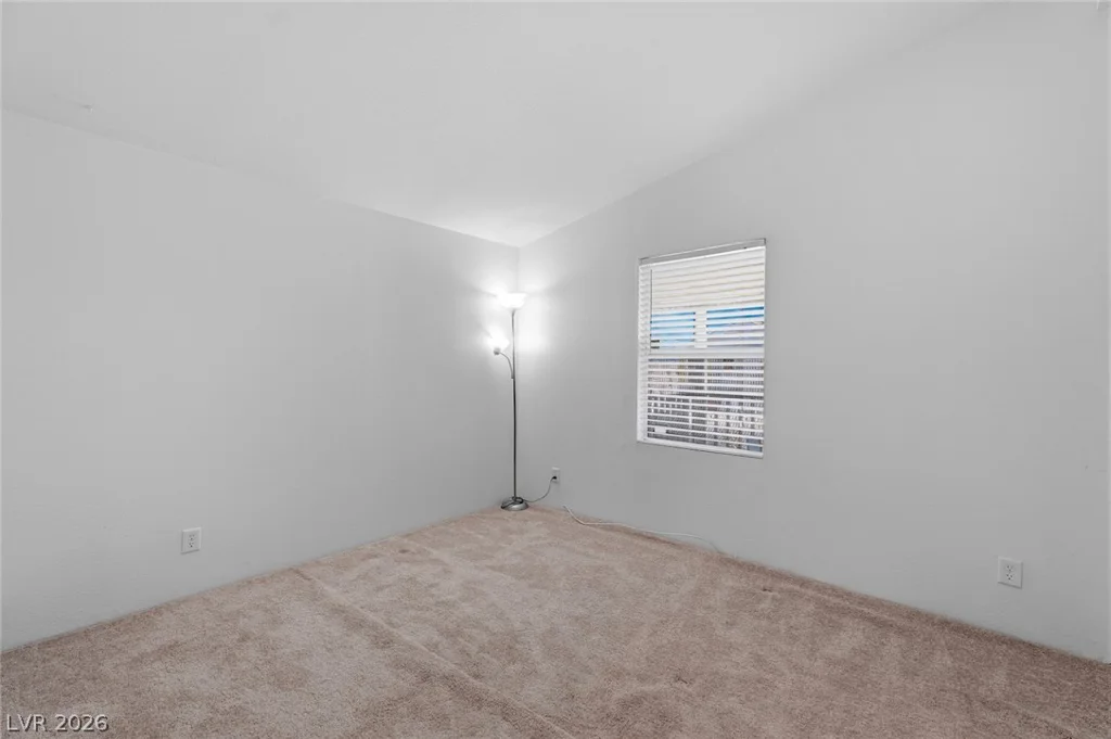 4589 Royal Ridge, Las Vegas, NV 89103