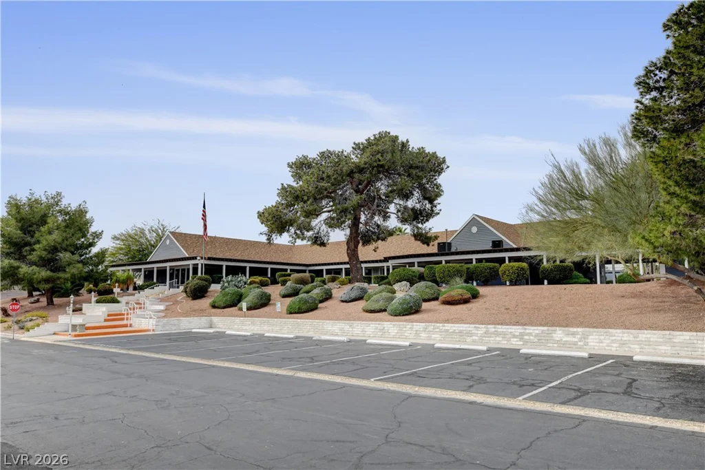 4589 Royal Ridge, Las Vegas, NV 89103