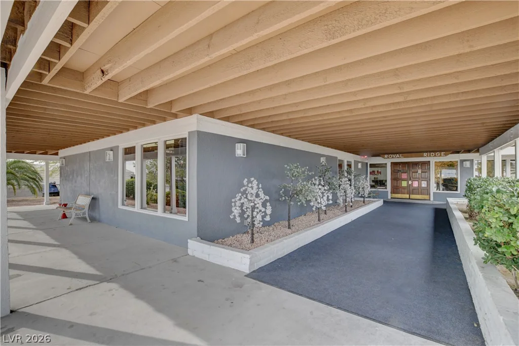 4589 Royal Ridge, Las Vegas, NV 89103