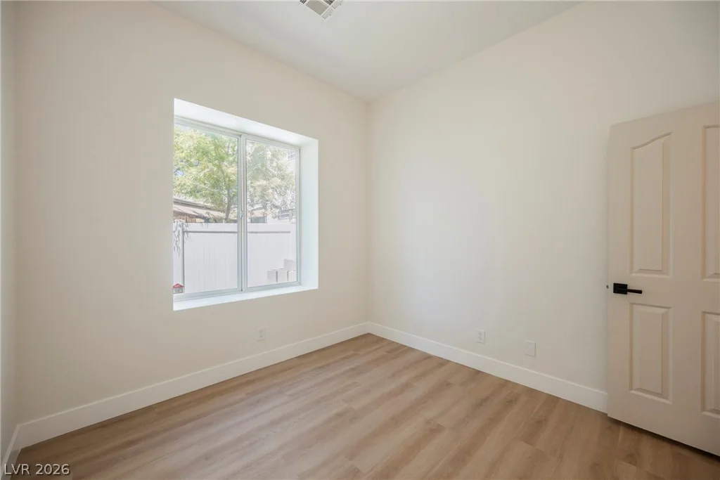 10361 Adams Chase, Las Vegas, NV 89183