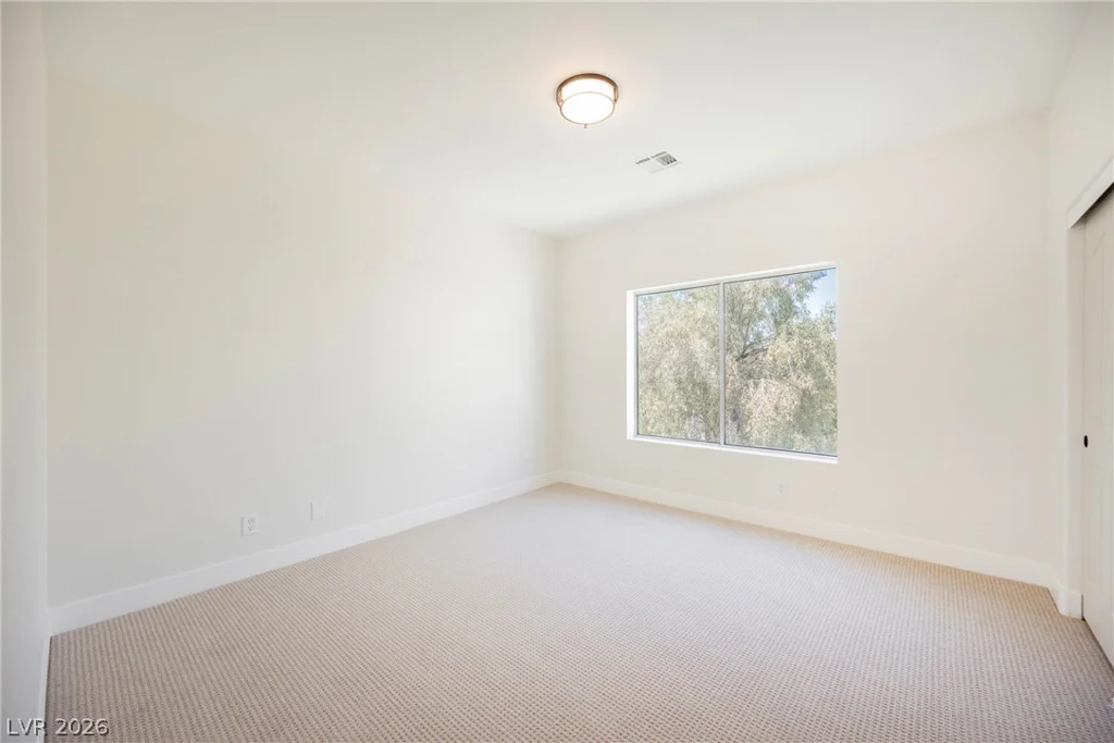 10361 Adams Chase, Las Vegas, NV 89183