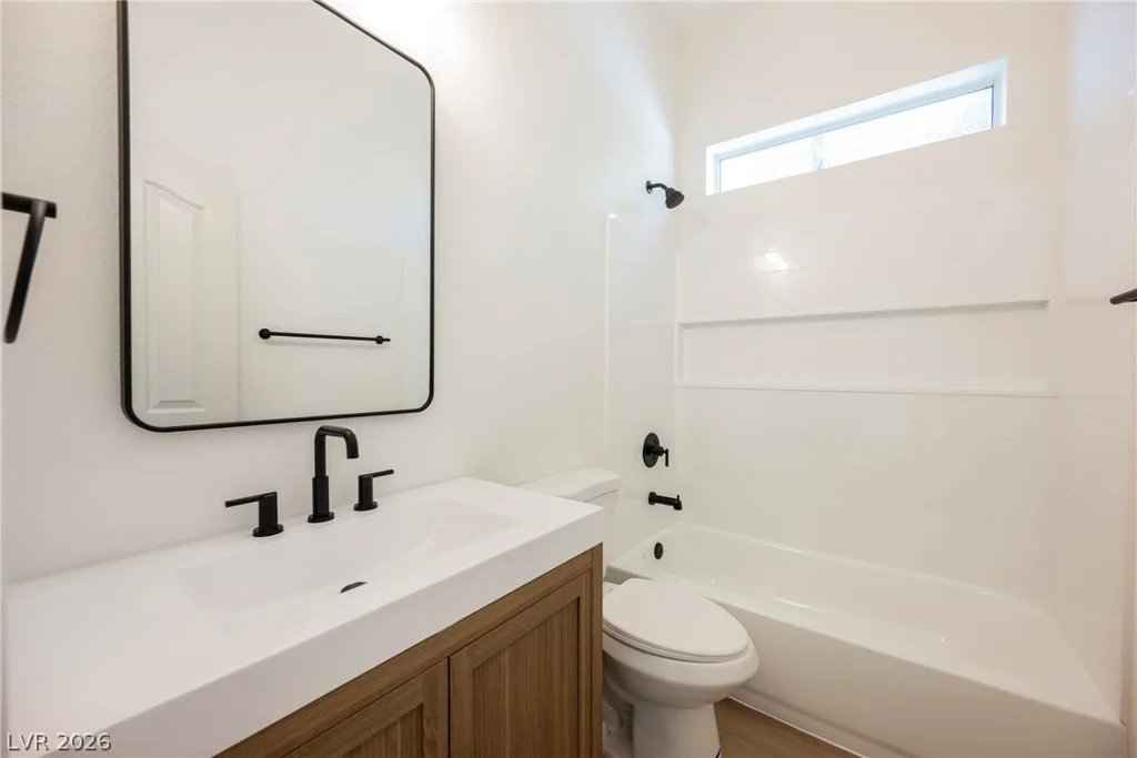 10361 Adams Chase, Las Vegas, NV 89183
