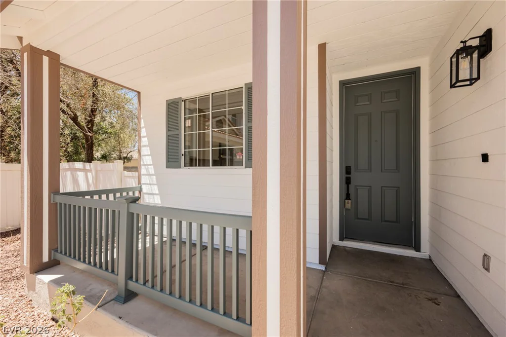 10361 Adams Chase, Las Vegas, NV 89183