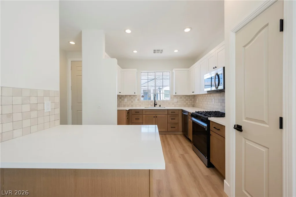 10361 Adams Chase, Las Vegas, NV 89183