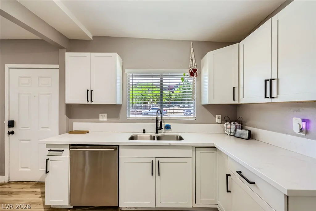 80 Texas, Henderson, NV 89015