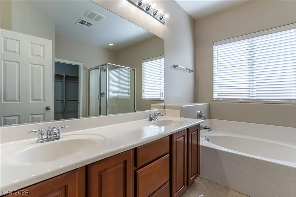 6812 Royal Poinciana, Las Vegas, NV 89131