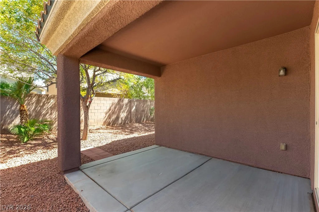 6812 Royal Poinciana, Las Vegas, NV 89131