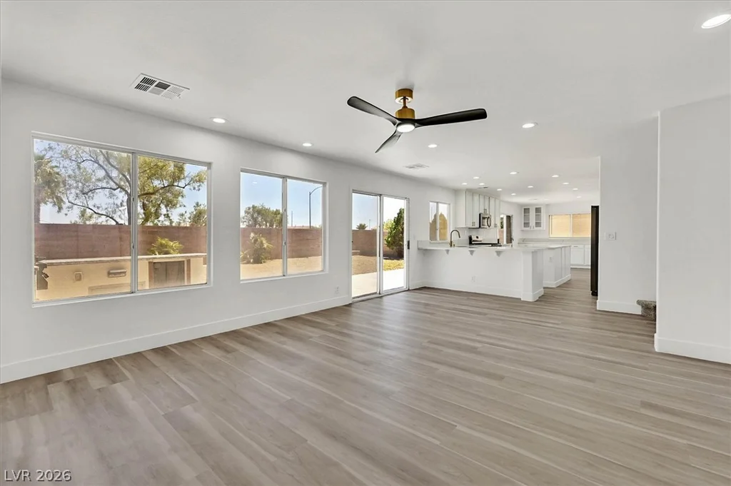 6532 Bright Morning, North Las Vegas, NV 89084