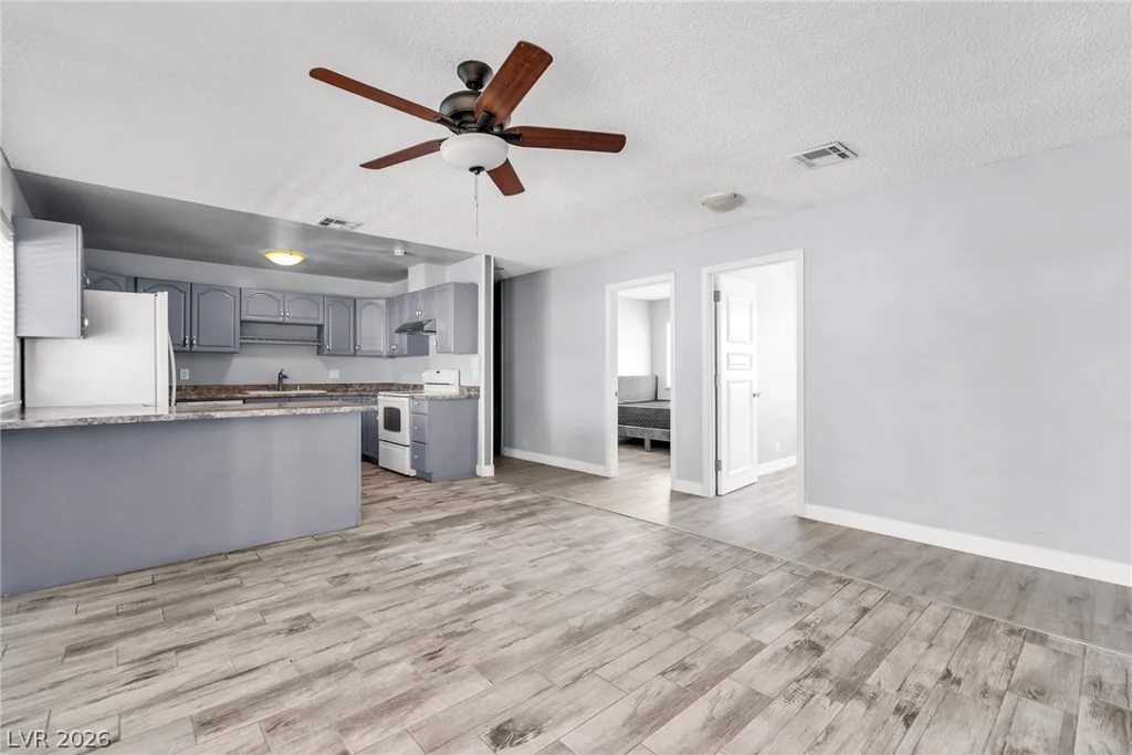 904 Rockaway, Las Vegas, NV 89145
