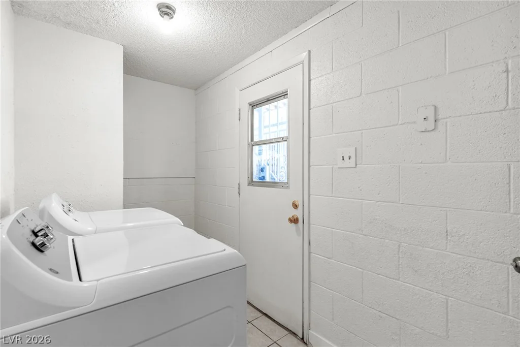 904 Rockaway, Las Vegas, NV 89145