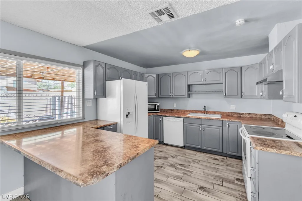 904 Rockaway, Las Vegas, NV 89145