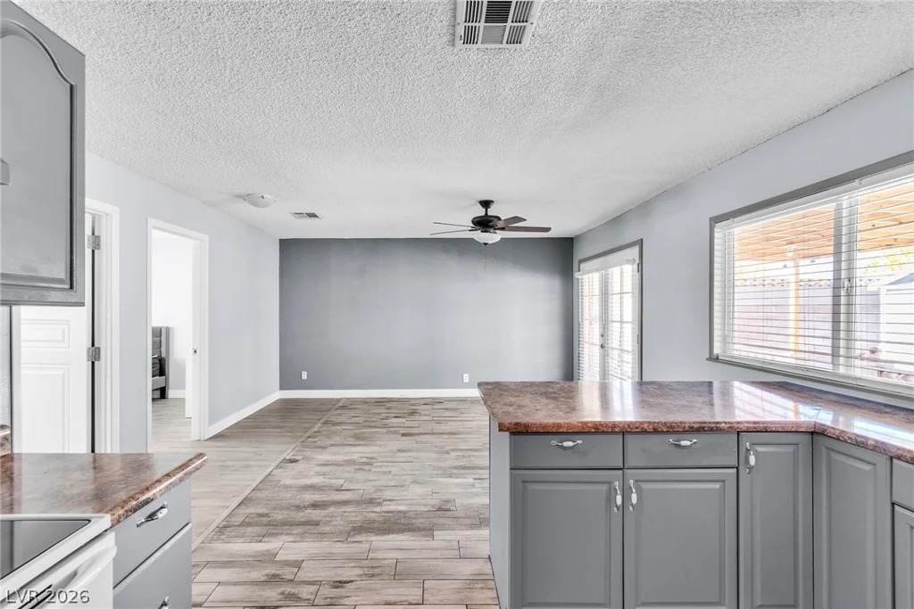 904 Rockaway, Las Vegas, NV 89145